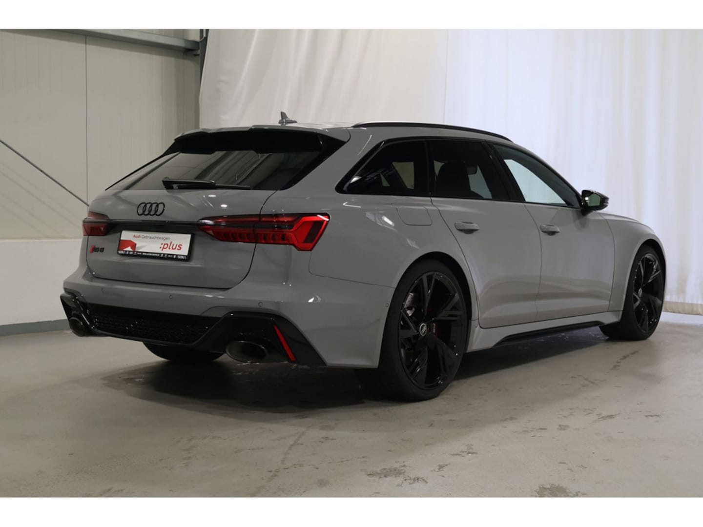 Bild über Audi RS 6 Avant TFSI quattro tiptronic - für weitere Informationen kontaktieren Sie den Audi Partner