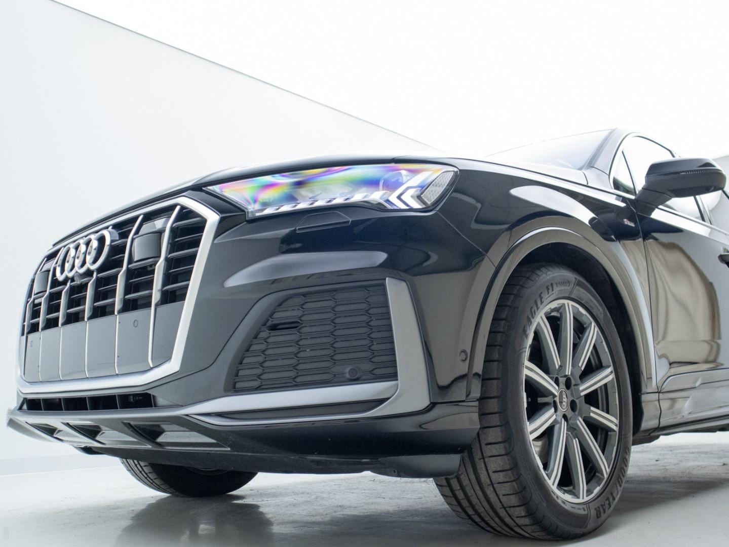 Image about Audi Q7 50 TDI quattro tiptronic
