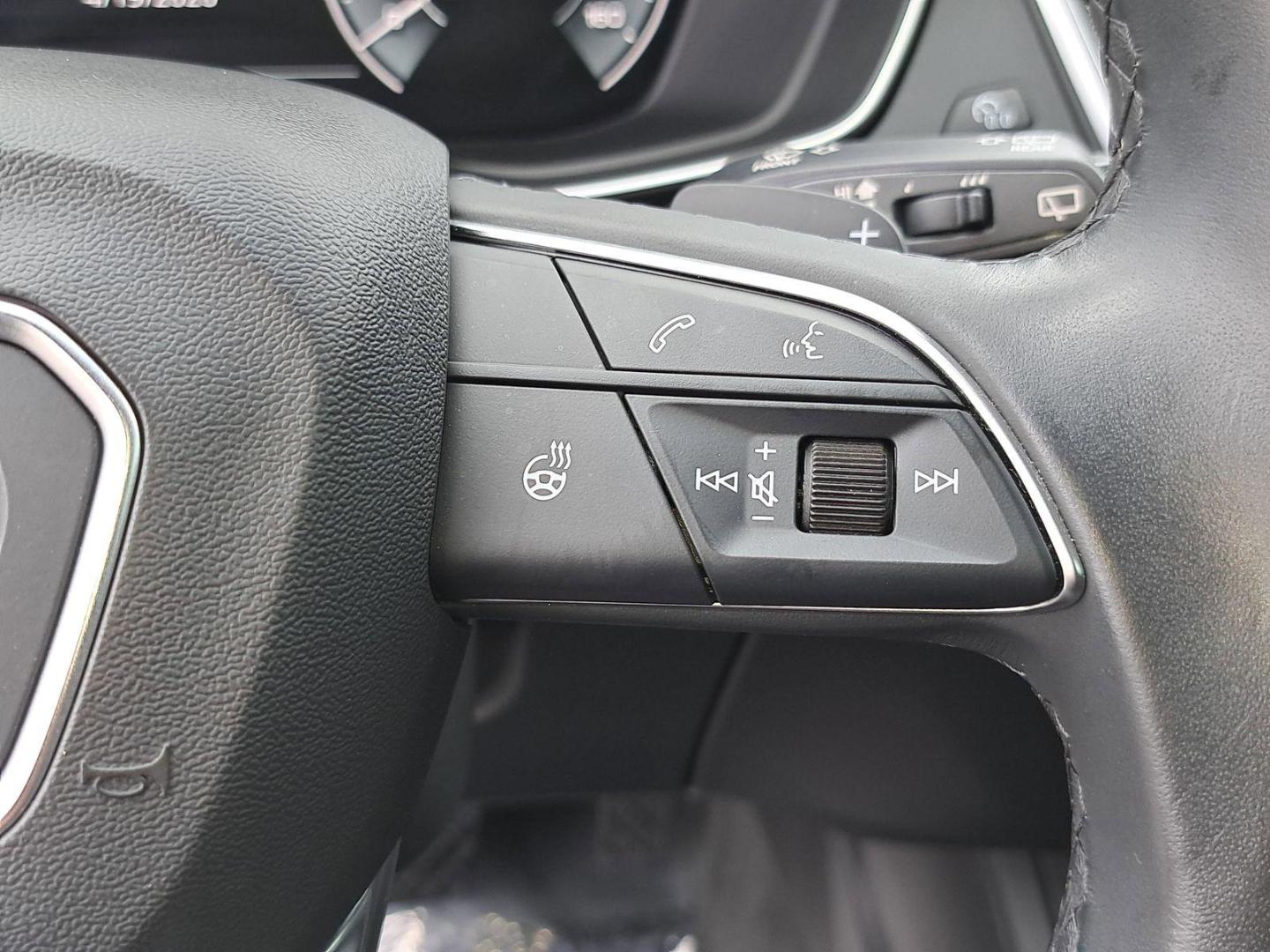2023 Audi Q5 Premium - Photo 18