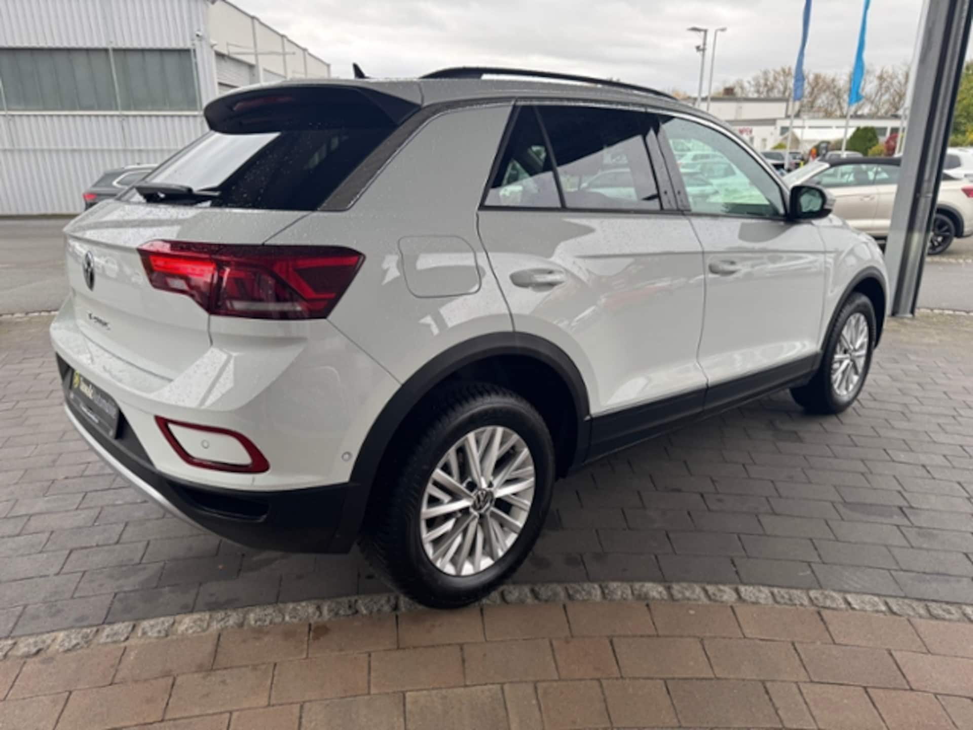 Volkswagen T-Roc Life