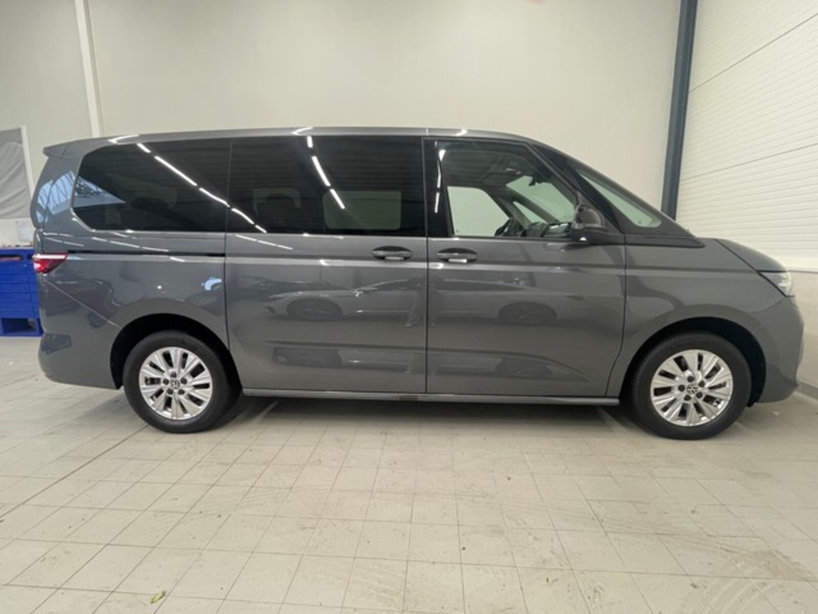 Volkswagen Multivan Langversion – Bild 8