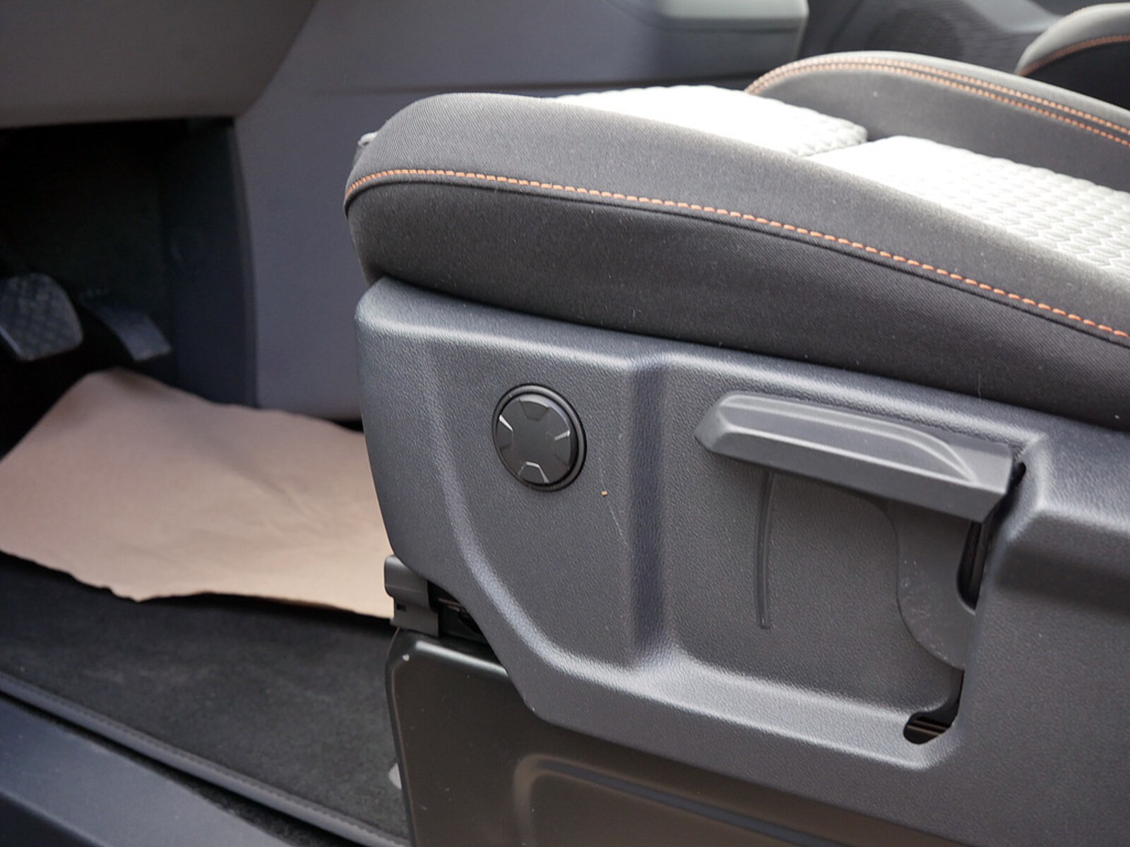 Volkswagen e-Caravelle – Bild 21