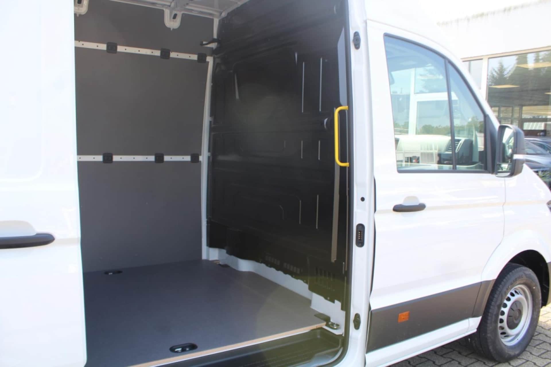 Volkswagen Crafter Kasten mittlerer Radstand