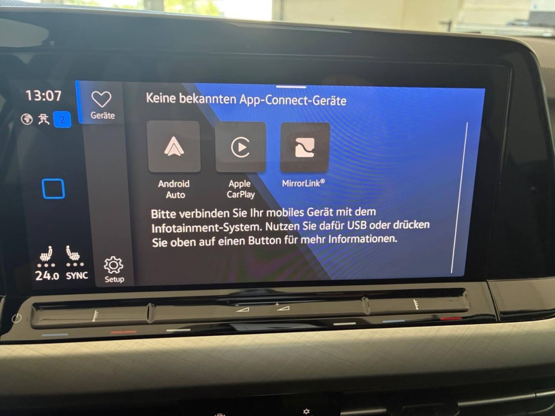 Volkswagen Golf Life