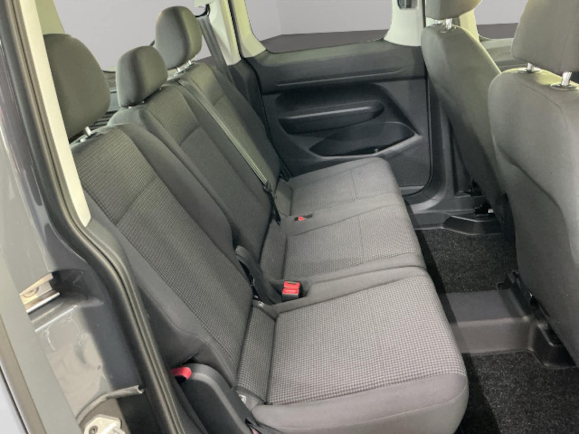 Volkswagen Caddy Kombi Basis-Modell