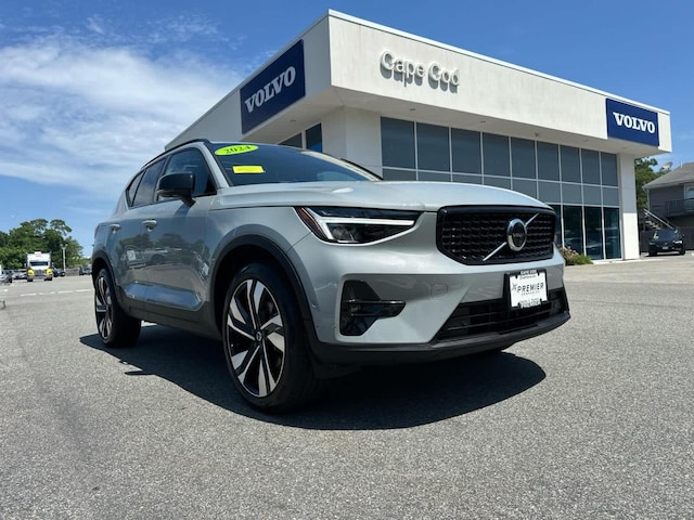 2024 Volvo XC40