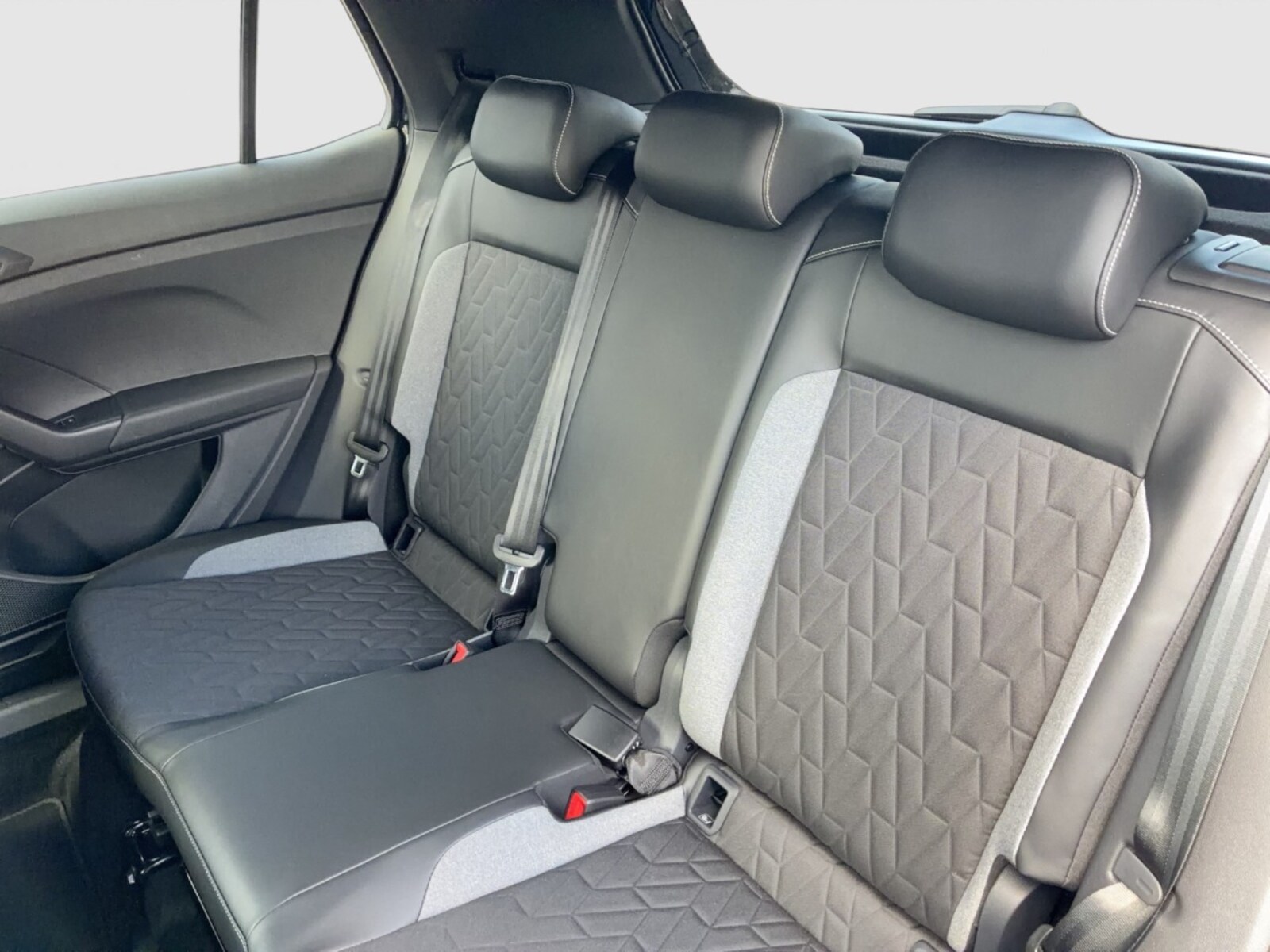 Volkswagen T-Cross – Bild 12