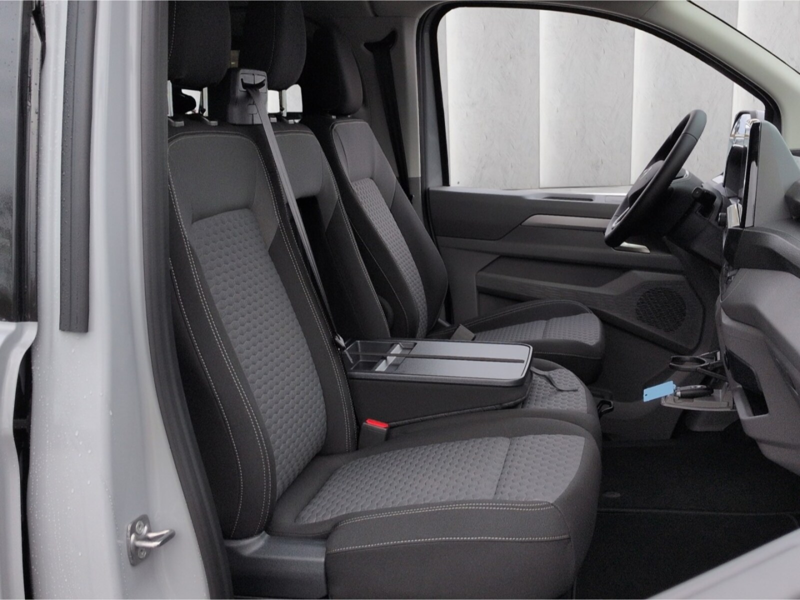 Volkswagen Caravelle langer Radstand – Bild 8