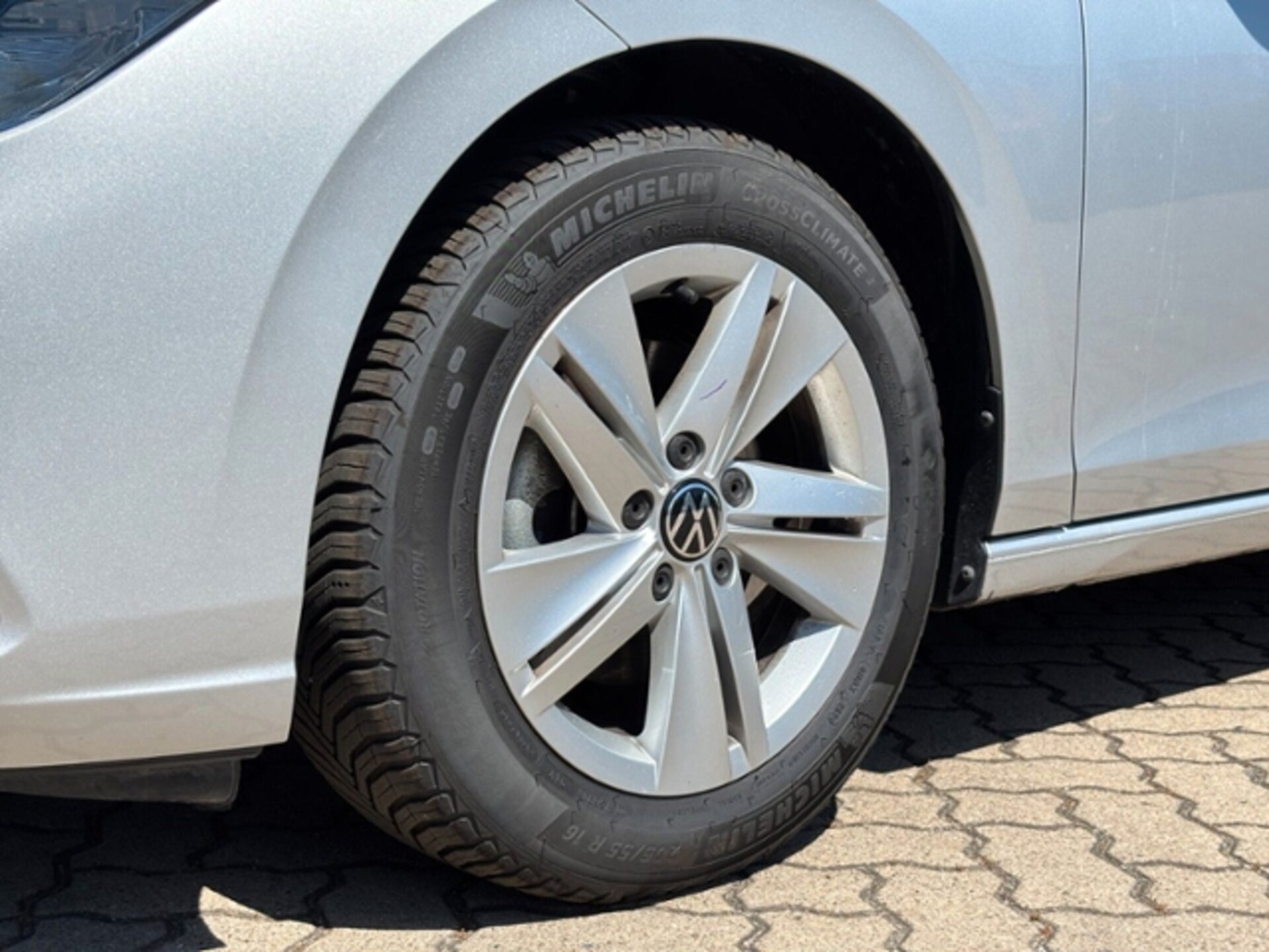 Volkswagen Golf Variant Life