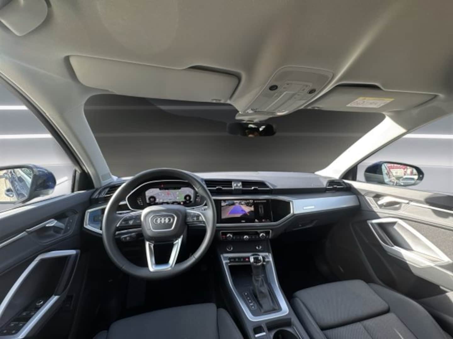 Bild über Audi Q3 TFSI 110 kW S tronic - für weitere Informationen kontaktieren Sie den Audi Partner