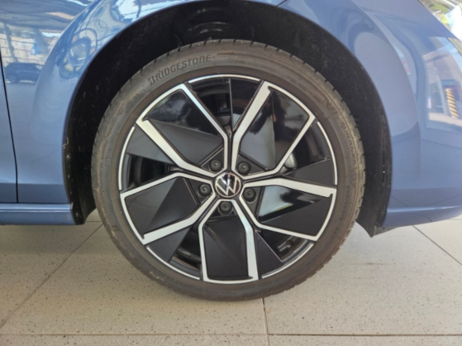 Volkswagen Golf Style