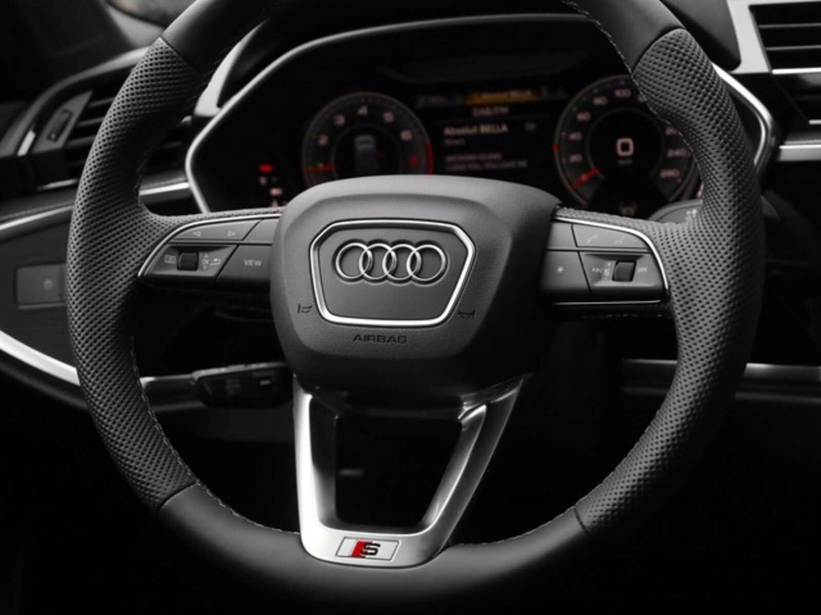 Audi Q3 – Bild 11