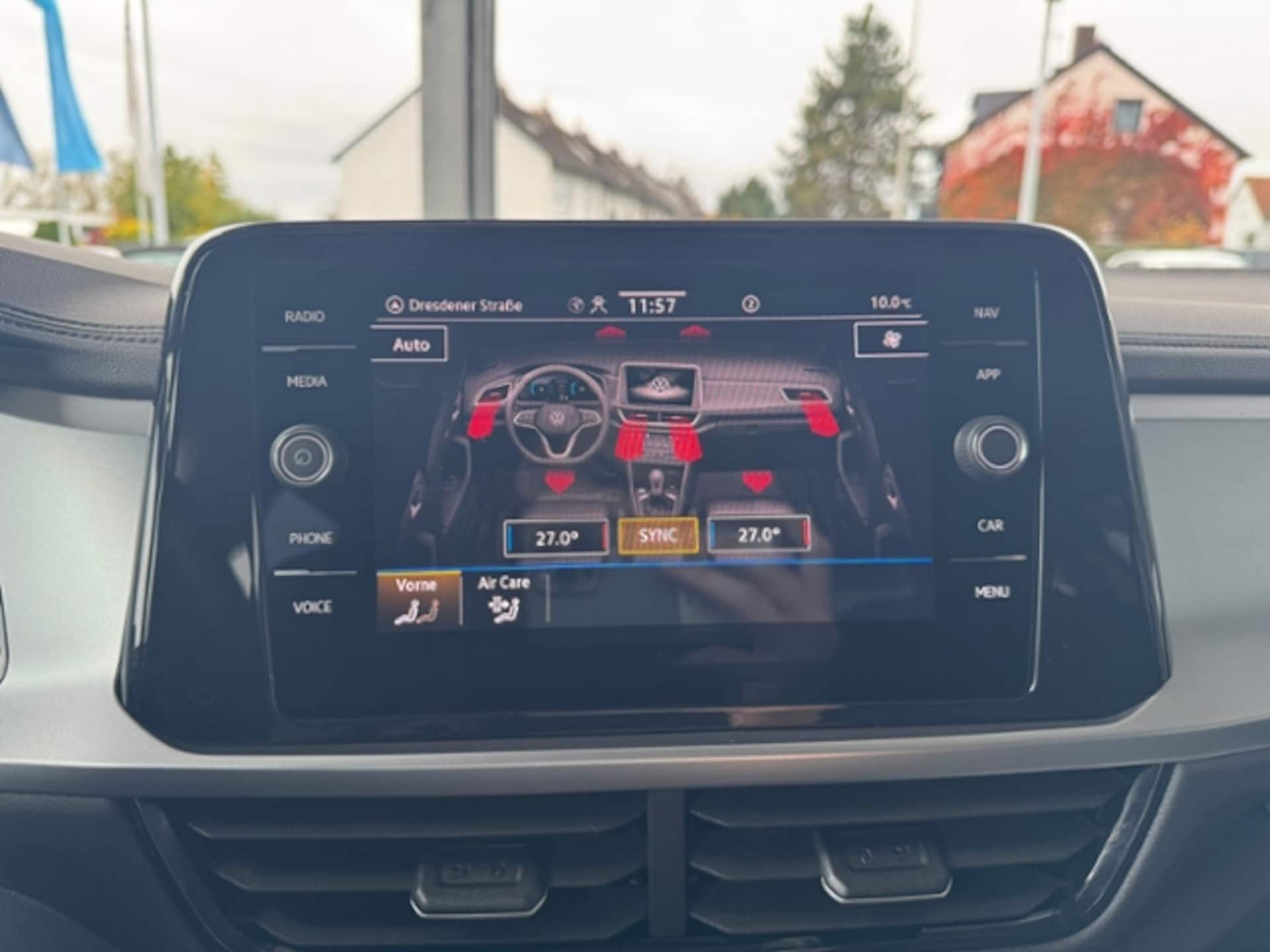Volkswagen T-Roc Life