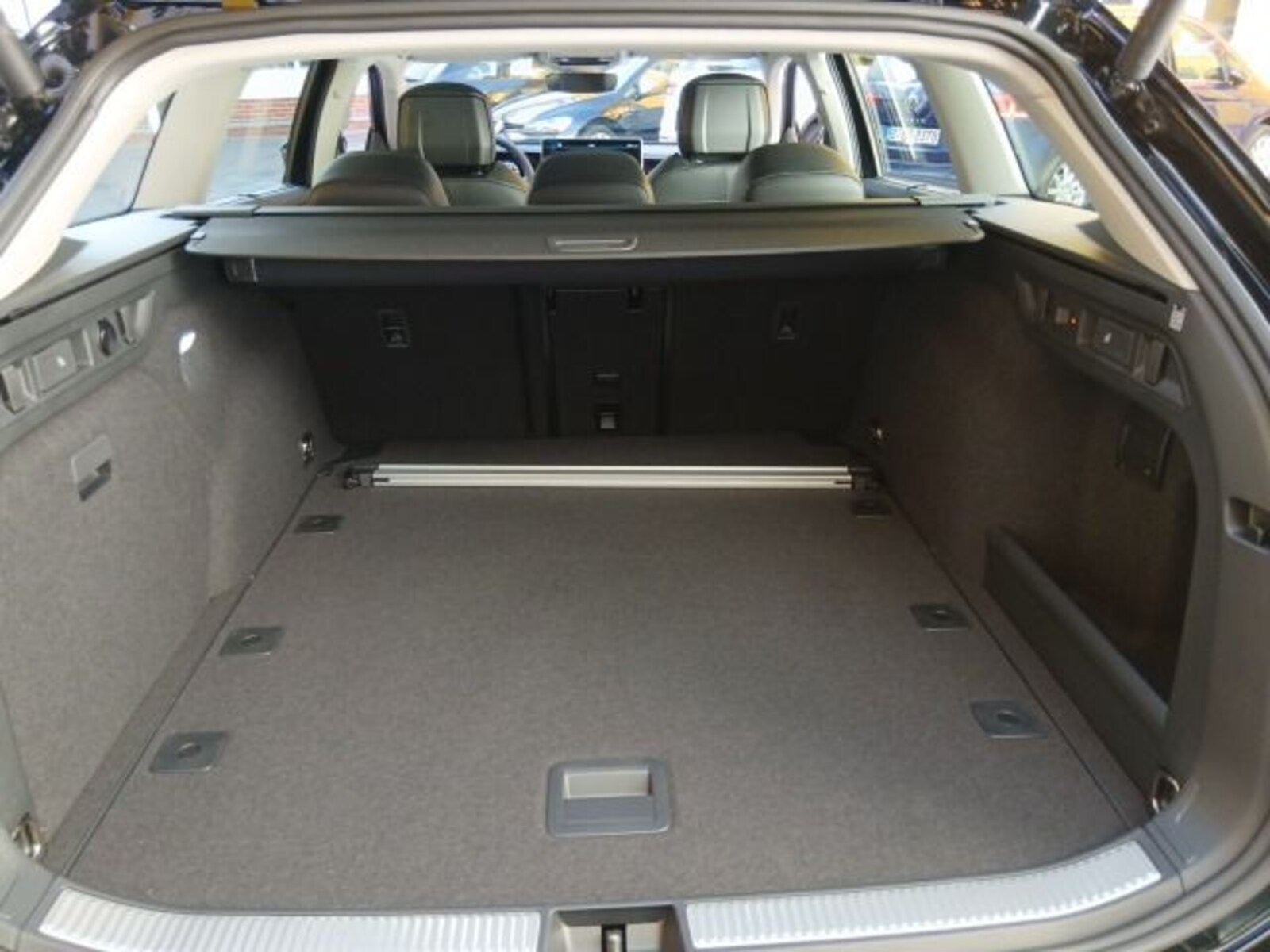 Volkswagen Passat – Bild 7