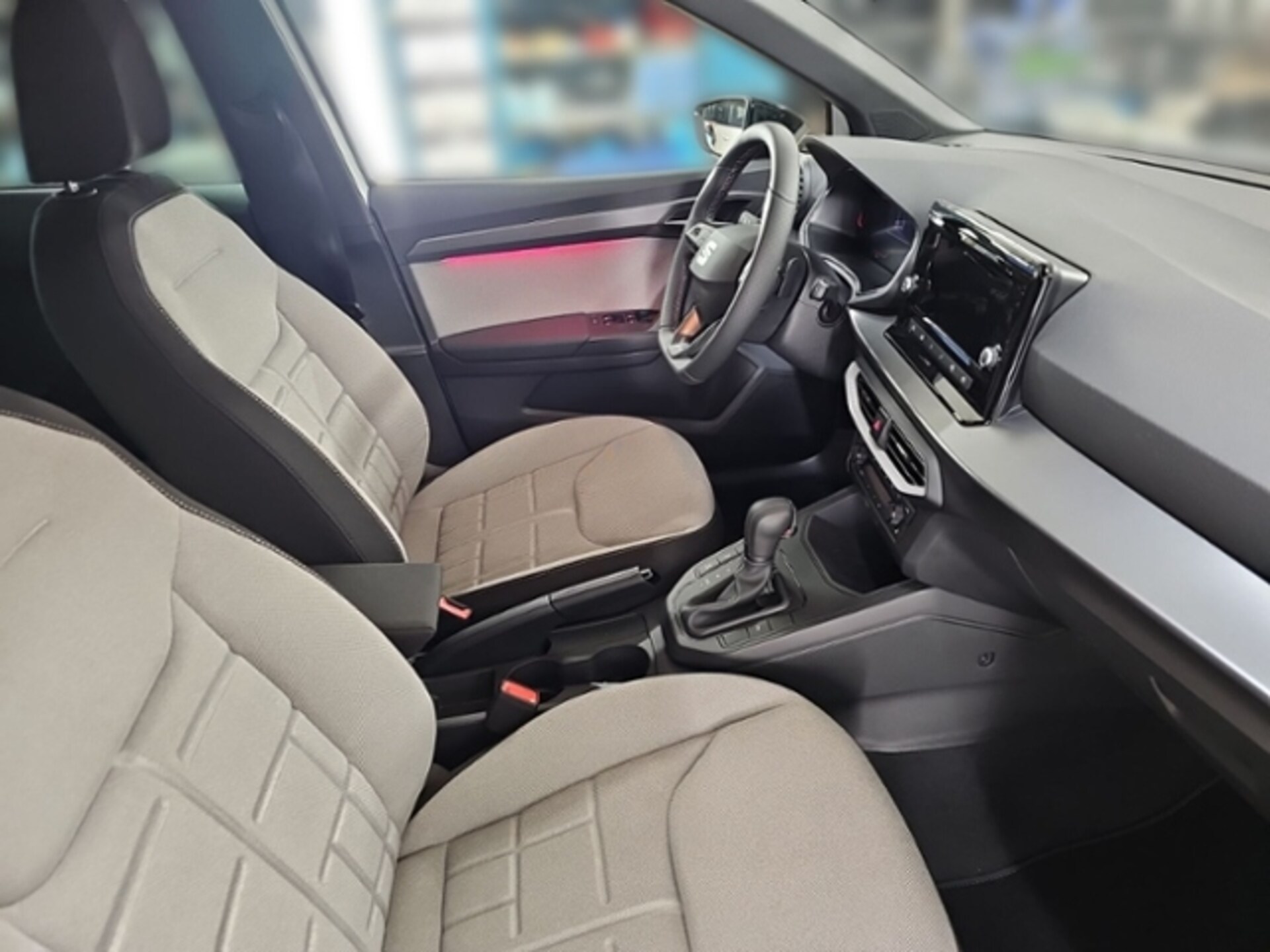 SEAT Arona FR