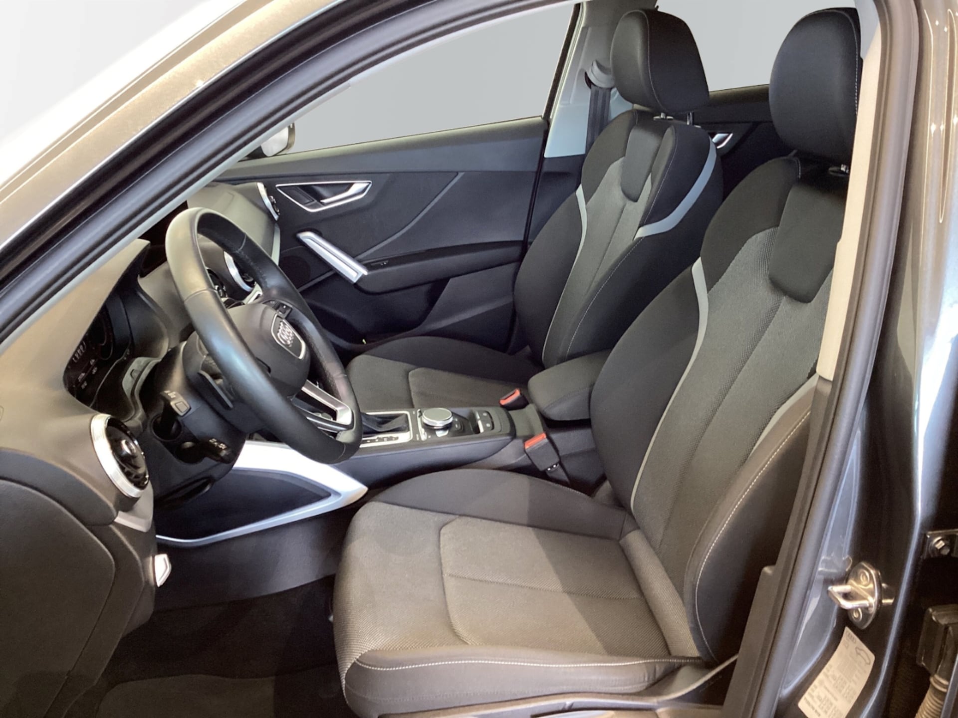 Audi Q2 S line
