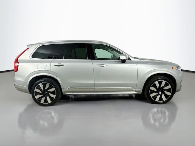 2023 Volvo XC90 Recharge Plug-In Hybrid
