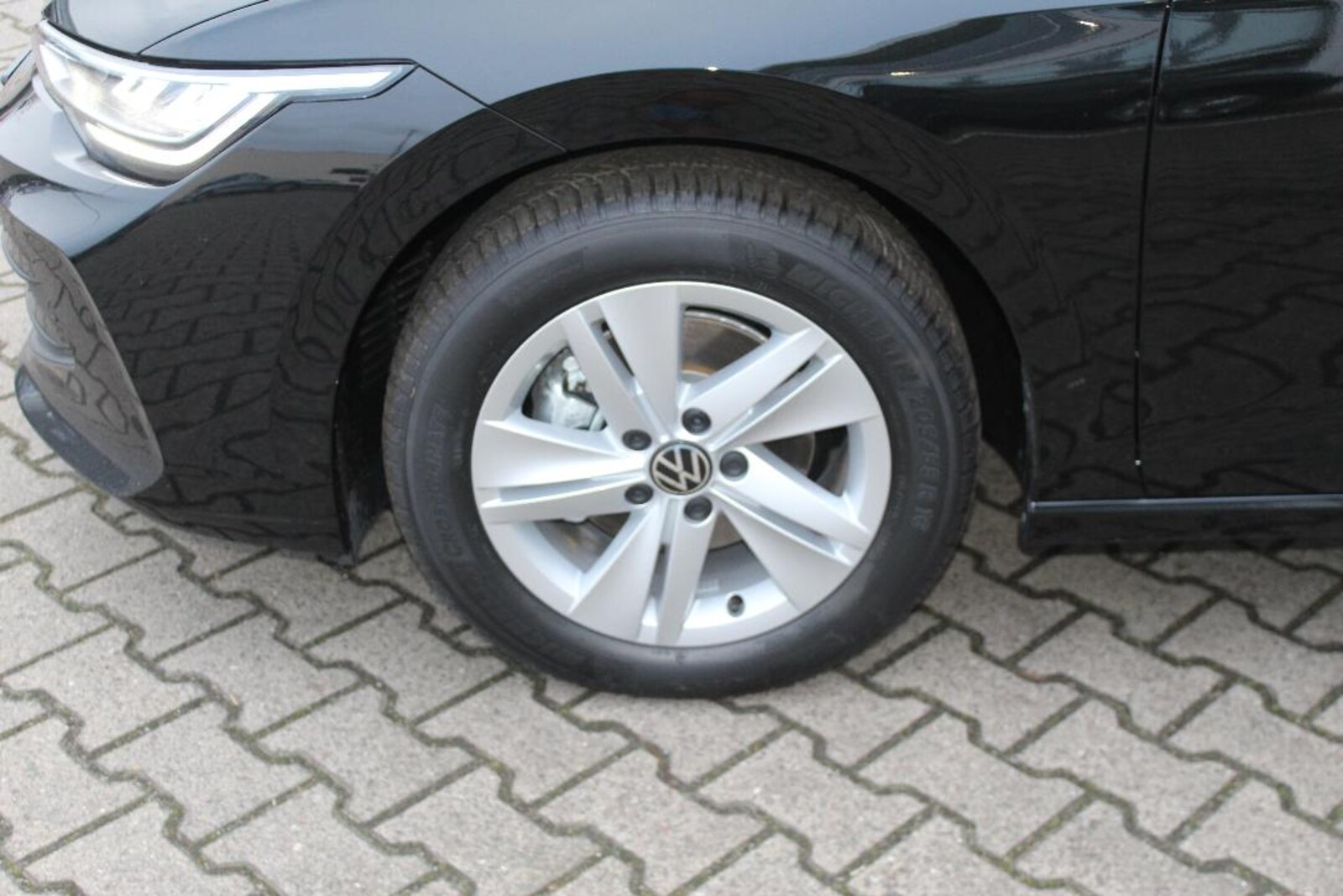 Volkswagen Golf – Bild 2