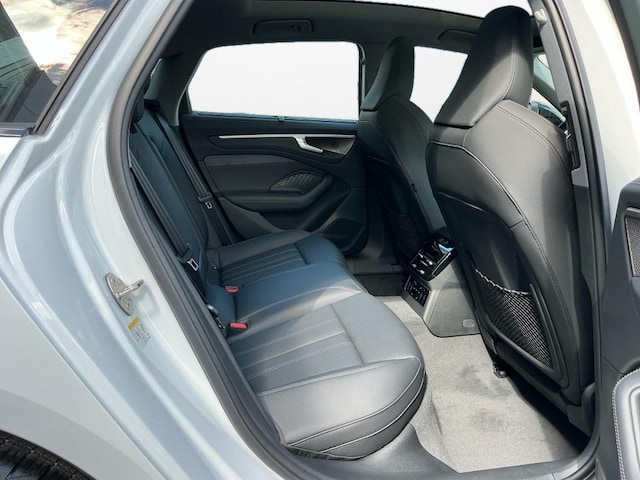2026 Audi A6 Premium Plus - Photo 12