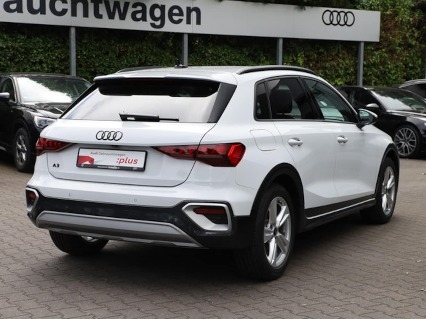 Bild über Audi A3 allstreet TFSI e 40 TFSI e S tronic - für weitere Informationen kontaktieren Sie den Audi Partner