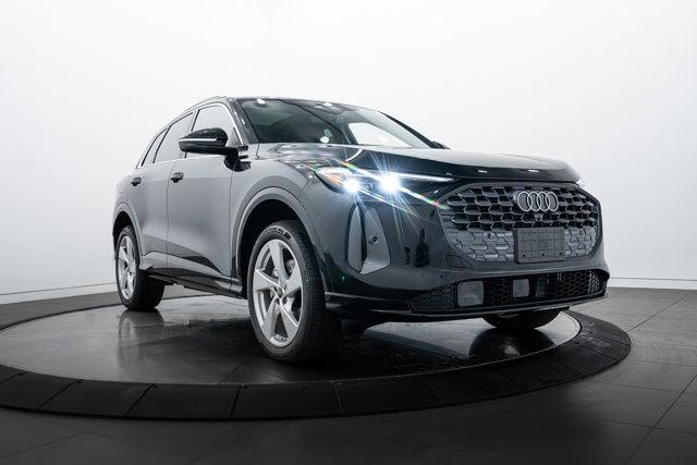 2025 Audi New Q5 Premium Plus's photo