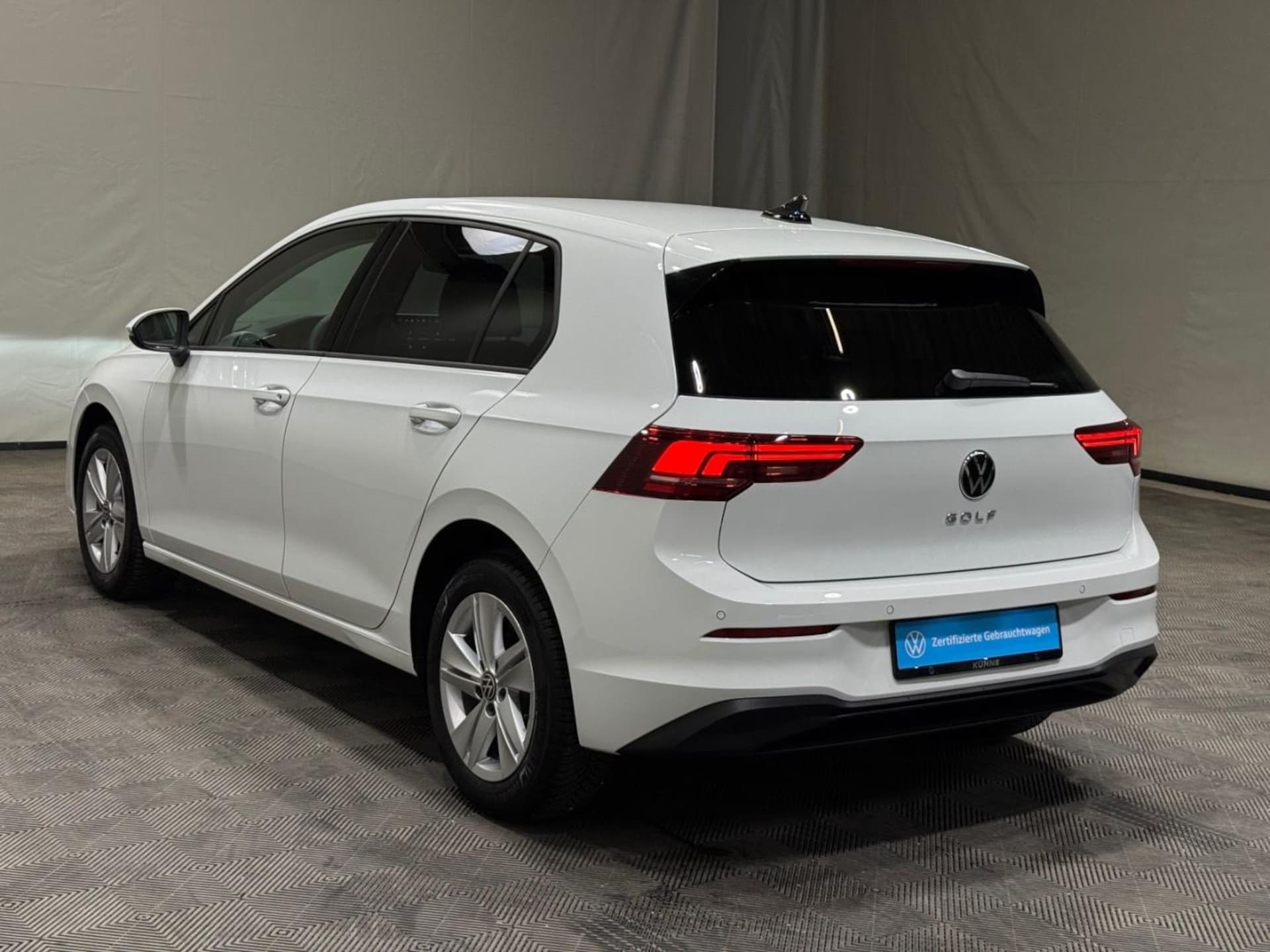 Volkswagen Golf Life