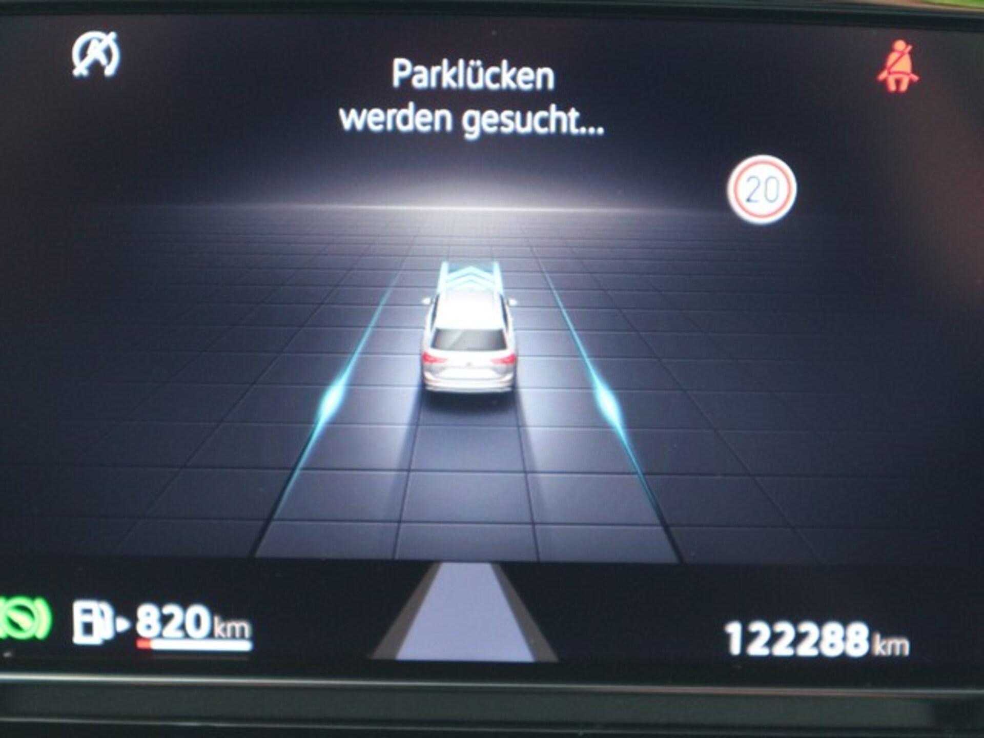 Volkswagen Golf Variant Life