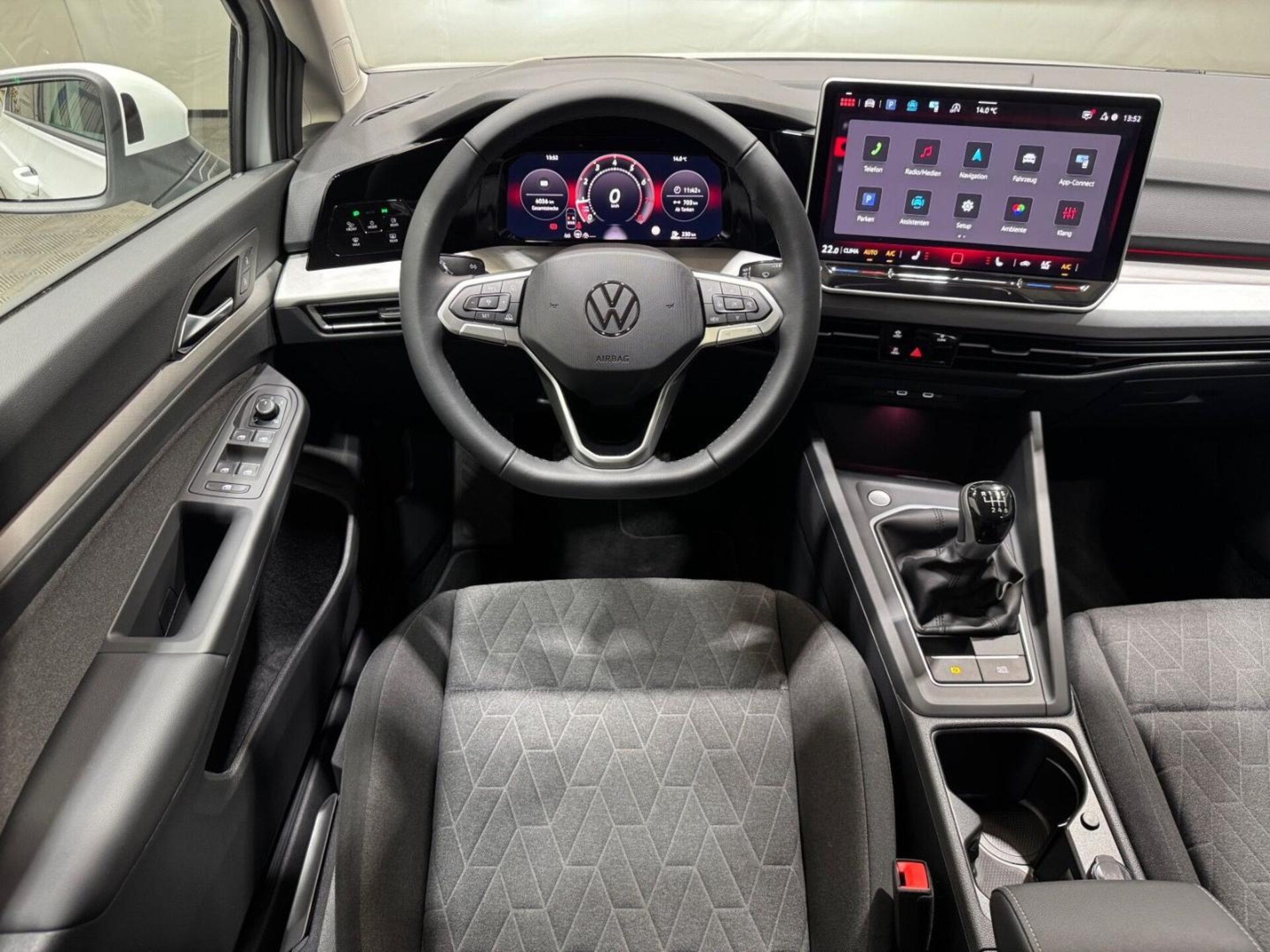 Volkswagen Golf Life