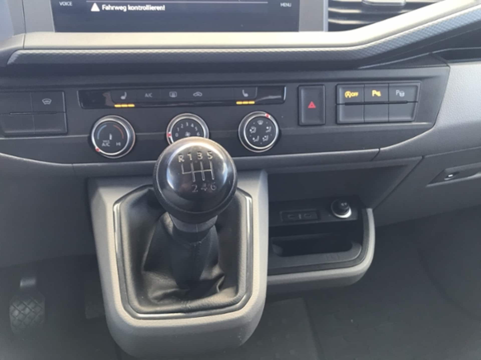 Volkswagen T6.1 Transporter Kasten langer Radstand