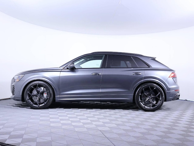 2026 Audi RS Q8 SUV performance