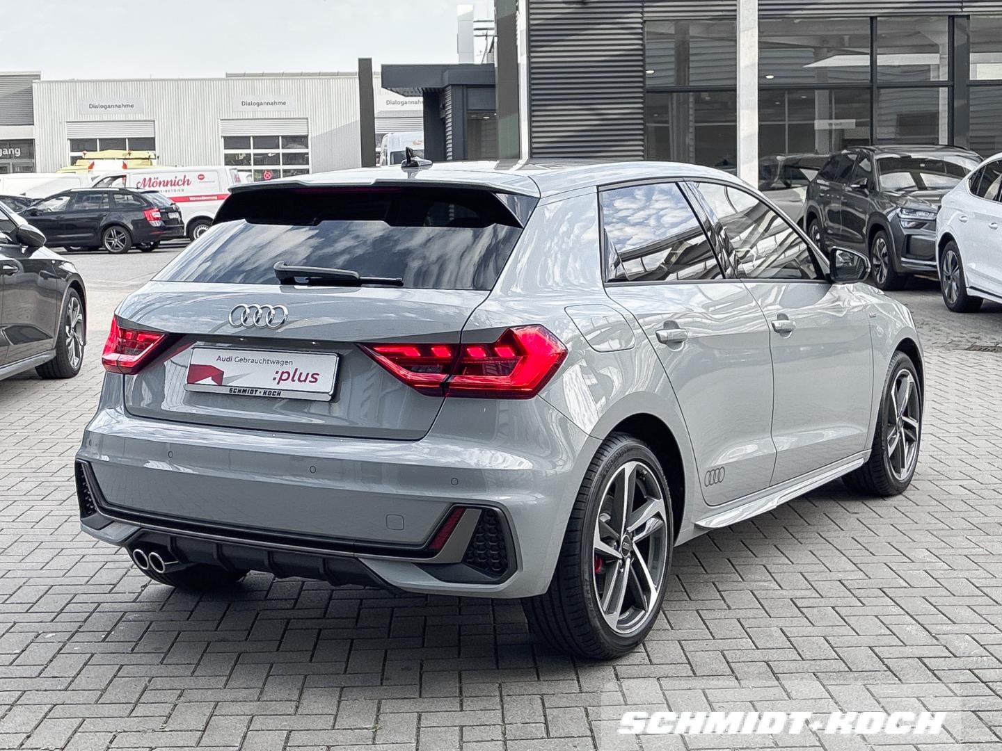 Bild über Audi A1 Sportback S line 40 TFSI S tronic - für weitere Informationen kontaktieren Sie den Audi Partner