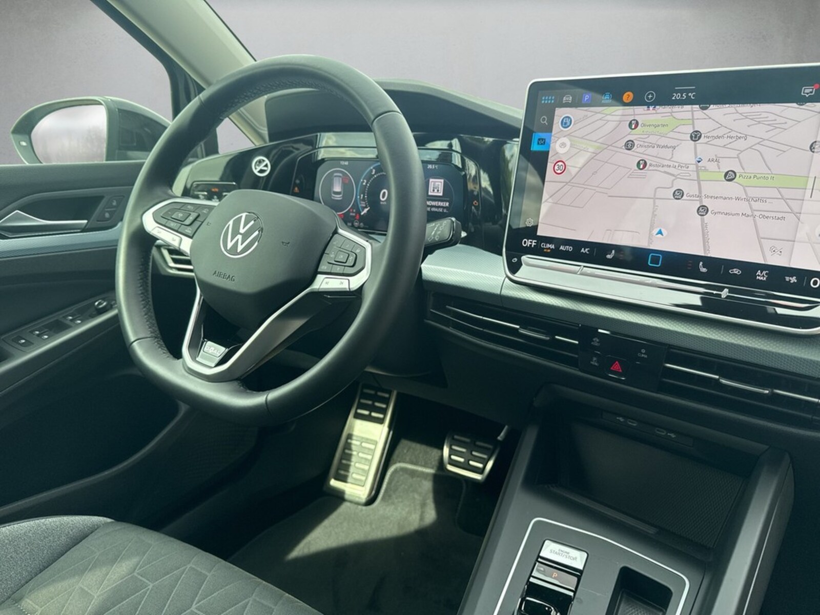 Volkswagen Golf Variant – Bild 9