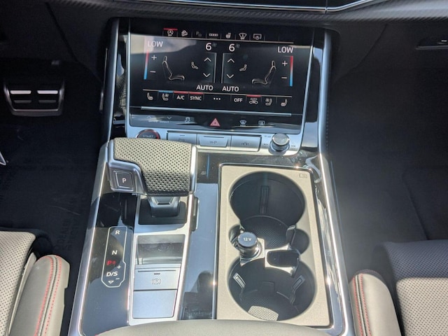 2026 Audi SQ7 Prestige - Photo 13