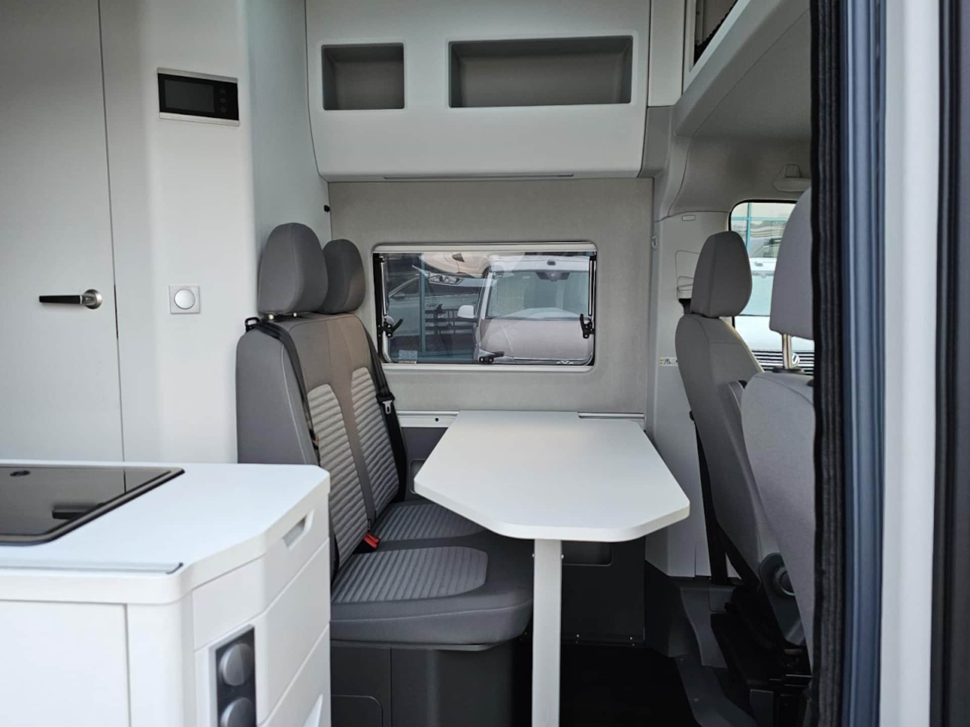 Volkswagen Grand California 680