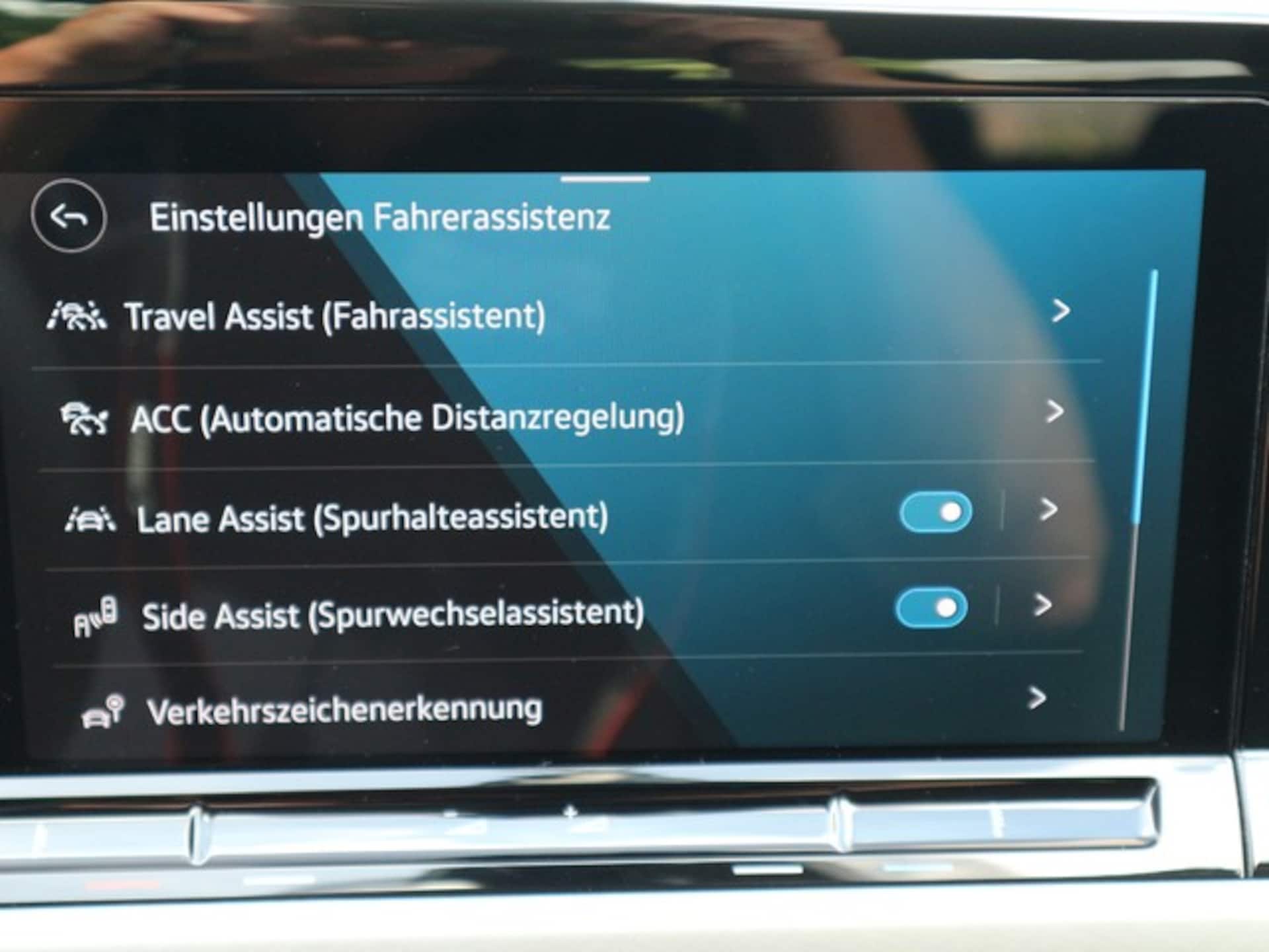 Volkswagen Golf Variant Life