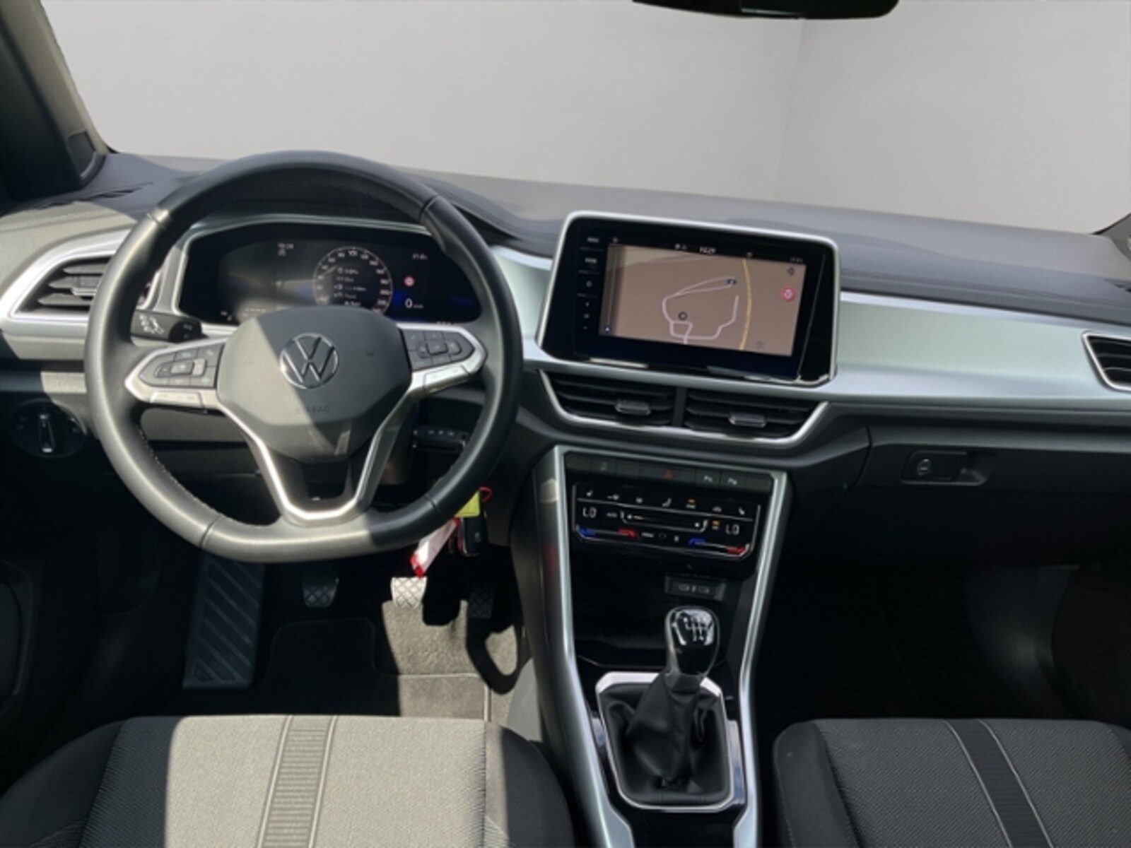 Volkswagen T-Roc Cabriolet – Bild 9