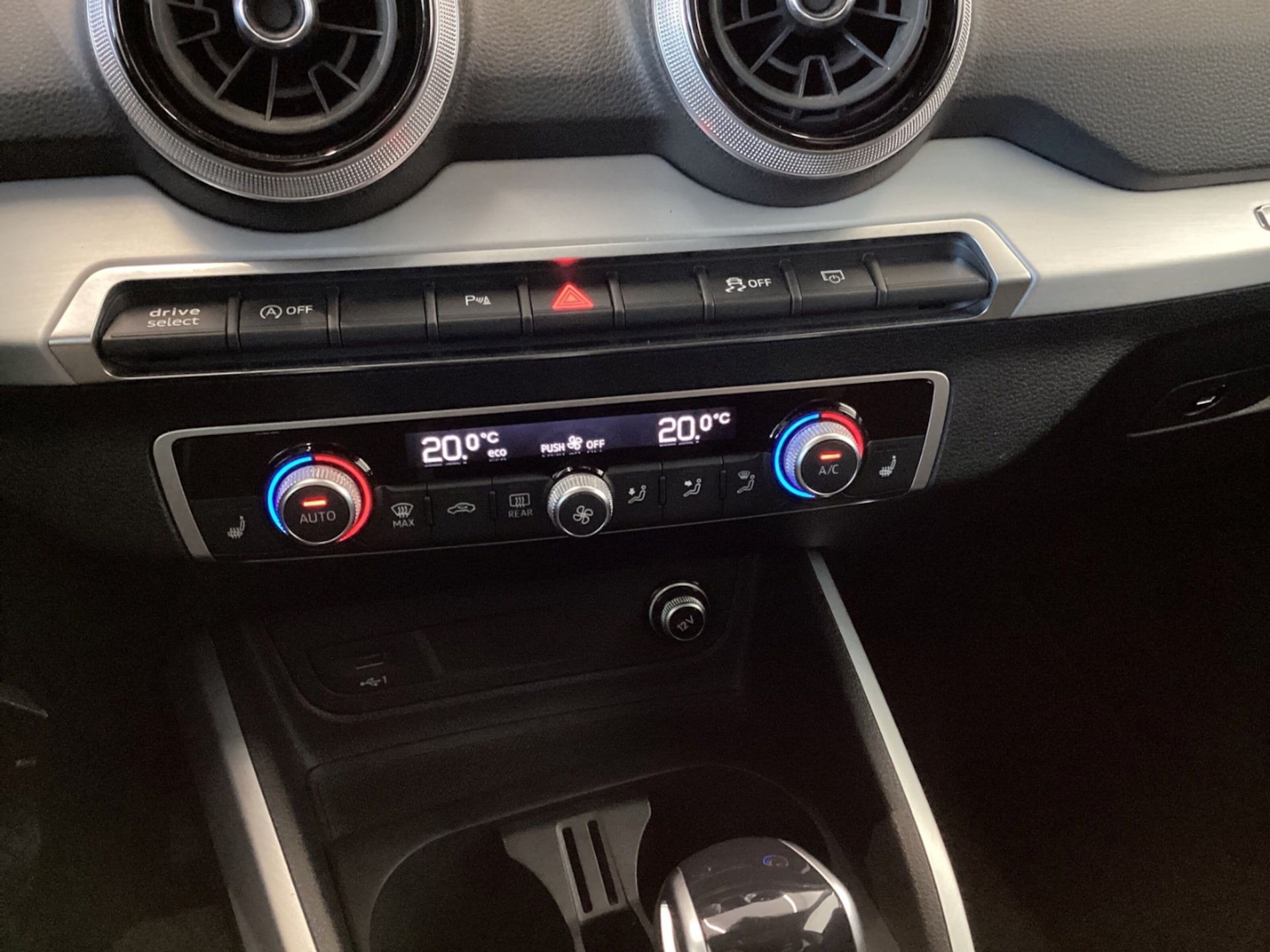 Audi Q2 S line