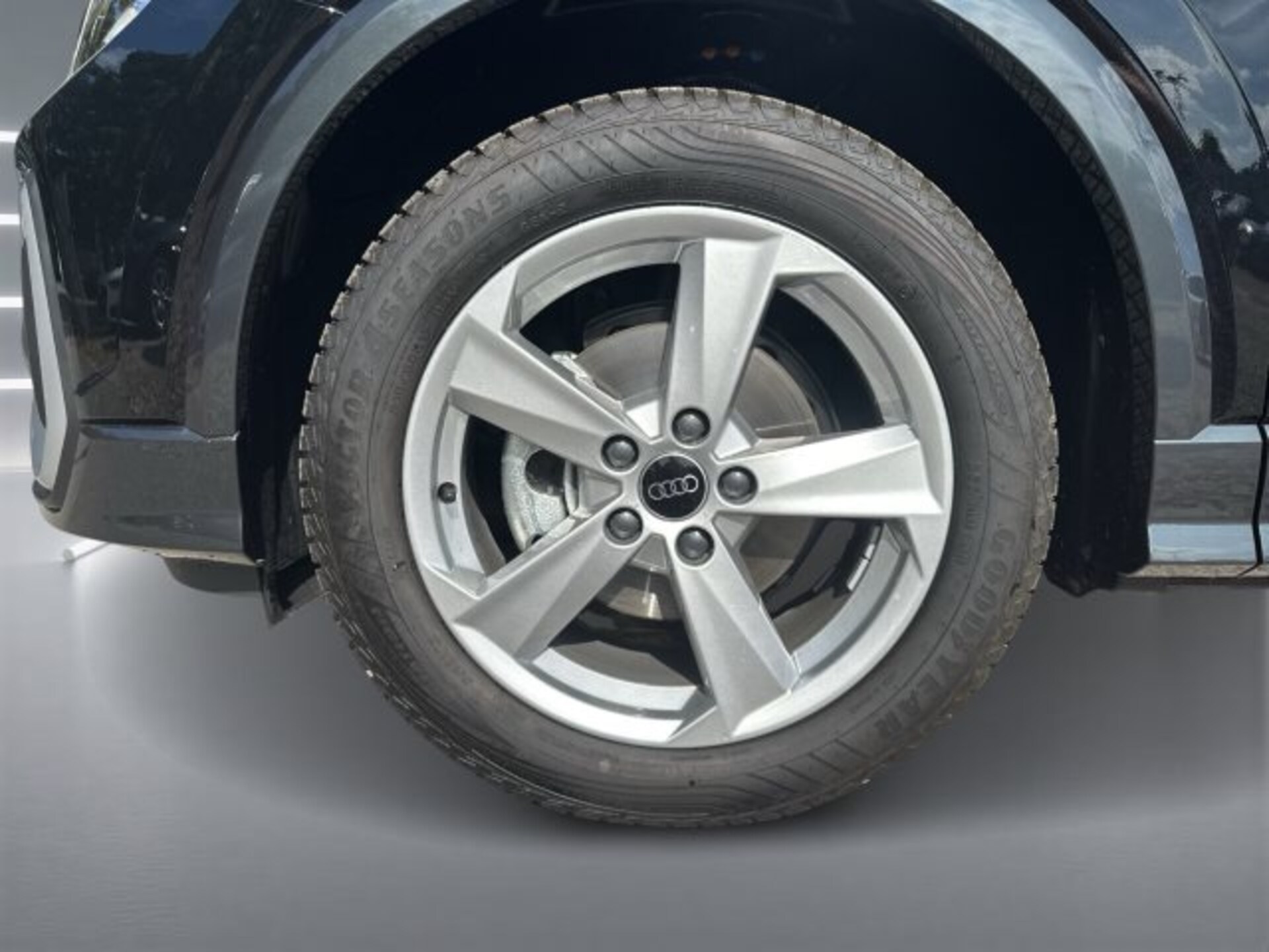 Audi Q2 S line