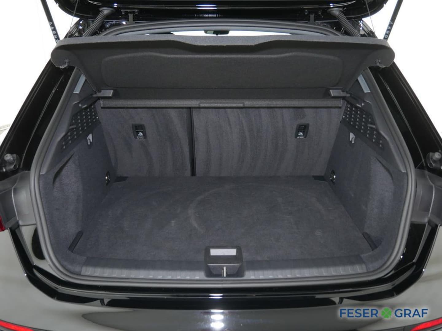 Bild über Audi A3 Sportback 30 TFSI S tronic - für weitere Informationen kontaktieren Sie den Audi Partner
