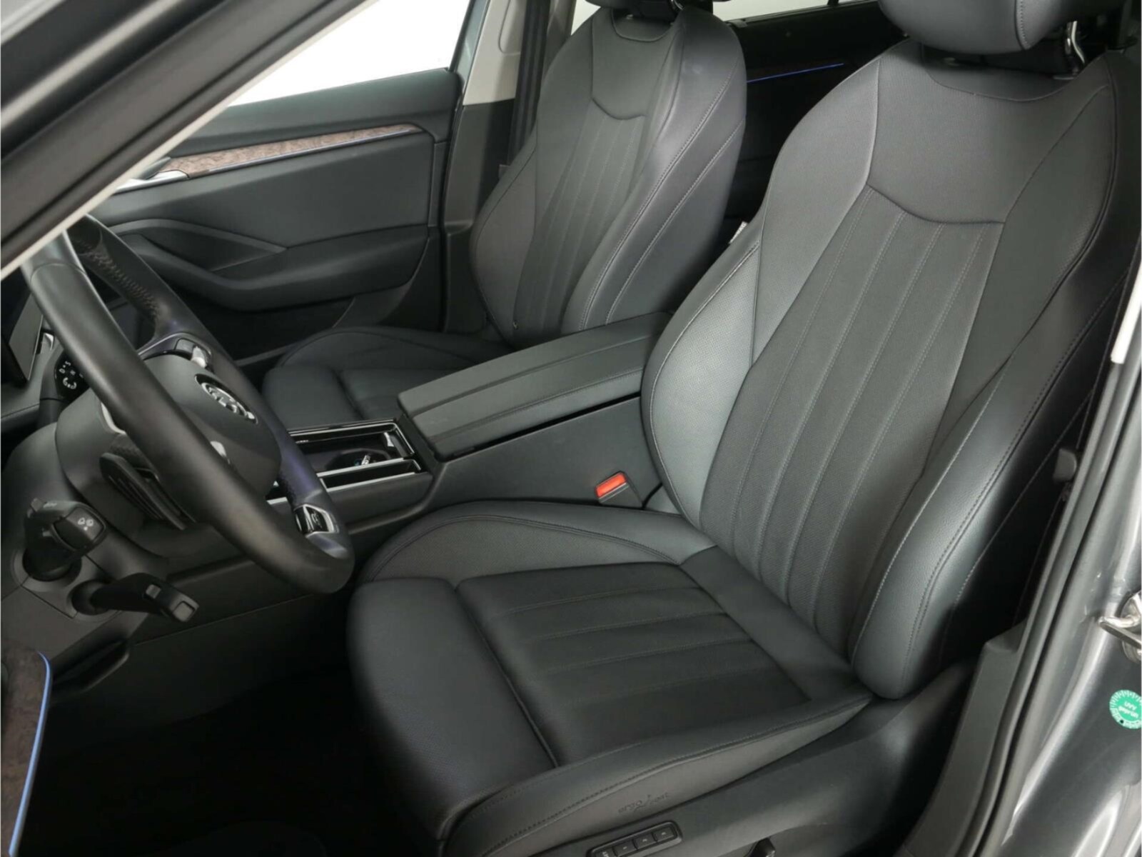 Škoda Superb Combi – Bild 10