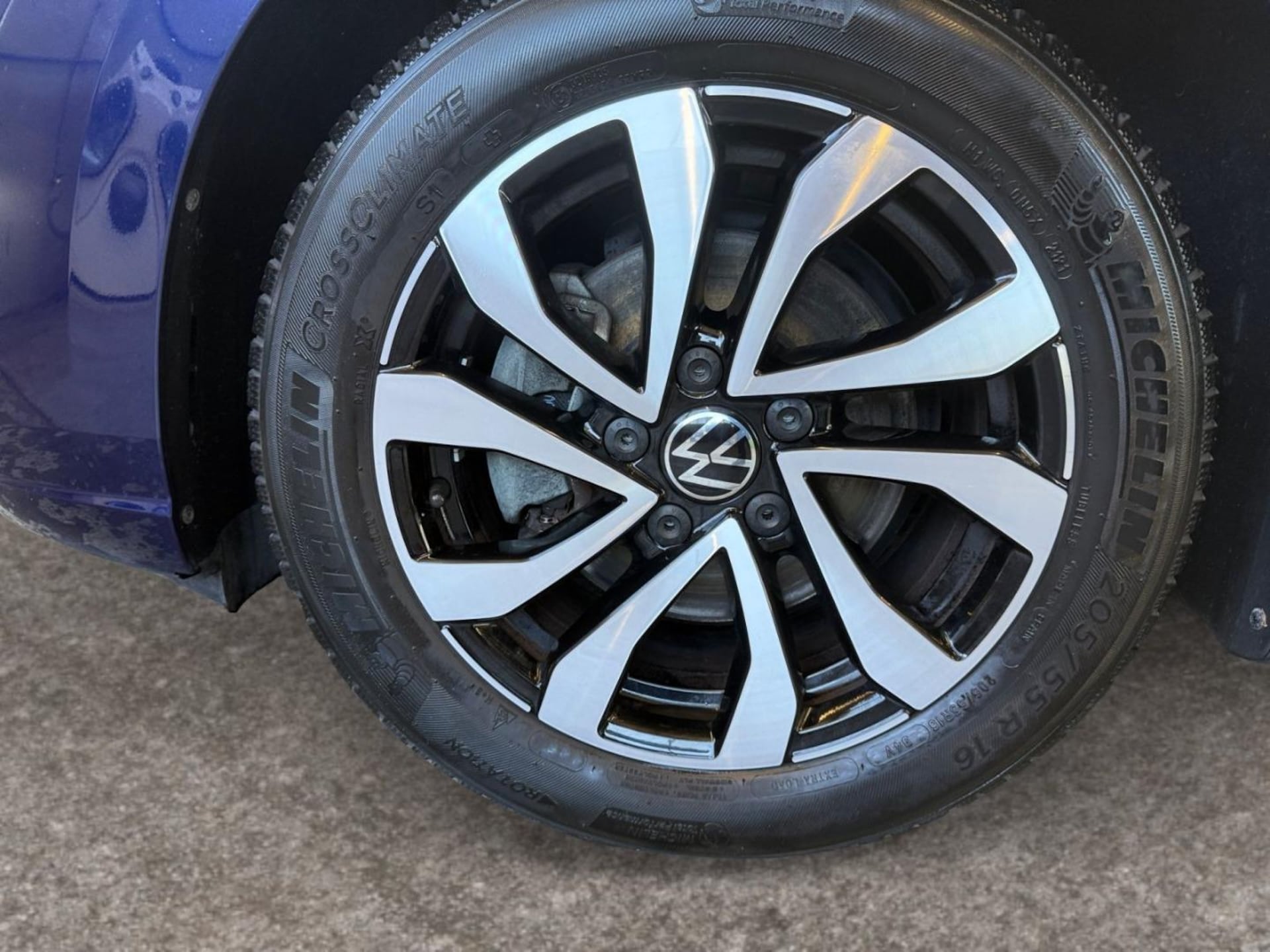 Volkswagen Golf Active