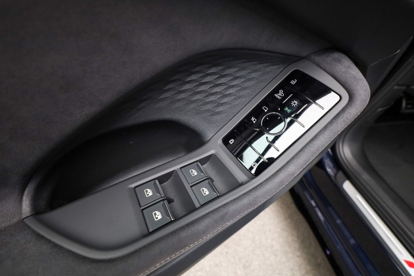 Bild über Audi A5 Avant TDI quattro 150 kW S tronic - für weitere Informationen kontaktieren Sie den Audi Partner