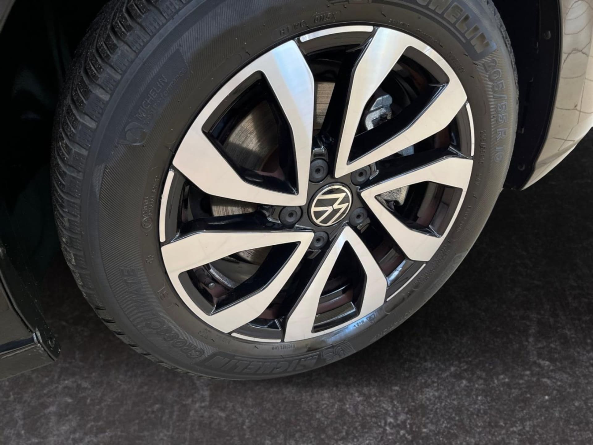Volkswagen Golf Active
