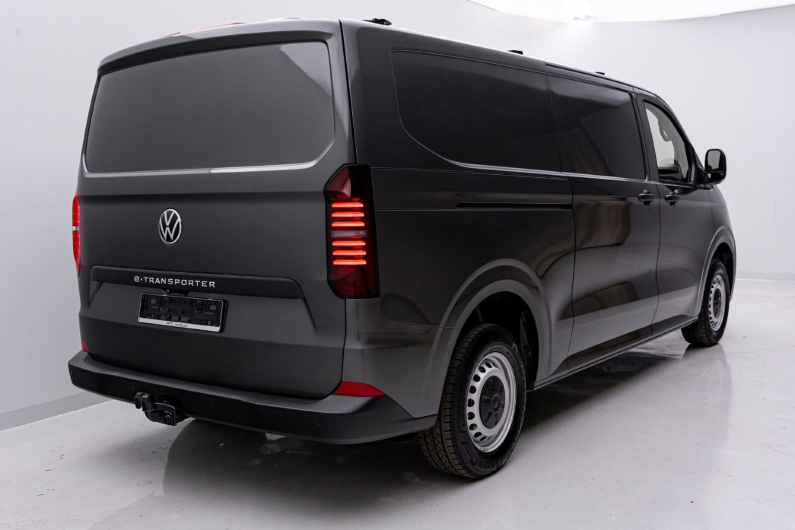 Volkswagen Transporter Kasten langer Radstand – Bild 9