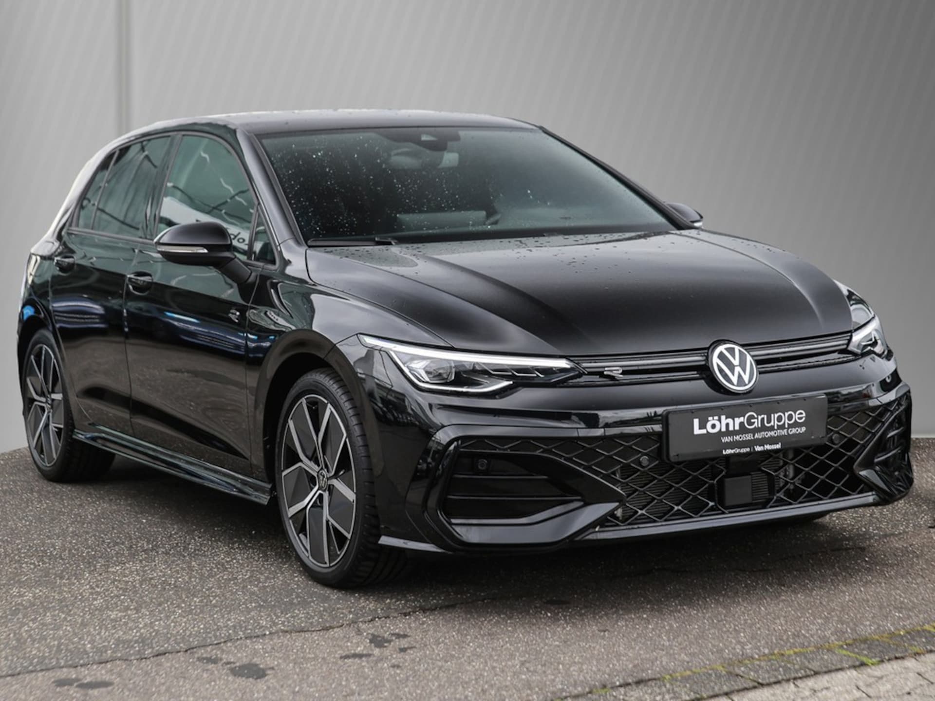 Volkswagen Golf R-Line