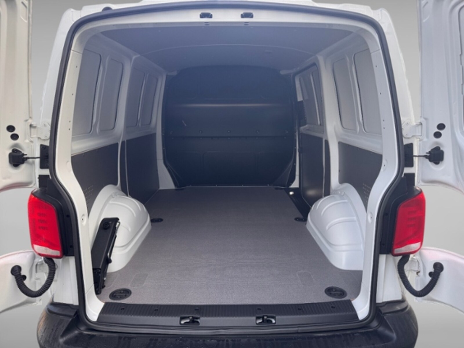 Volkswagen T6.1 Transporter Kasten kurzer Radstand – Bild 6