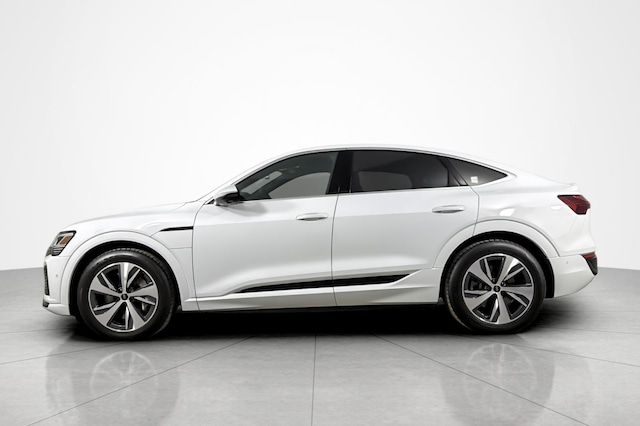 2024 Audi Q8 Sportback e-tron