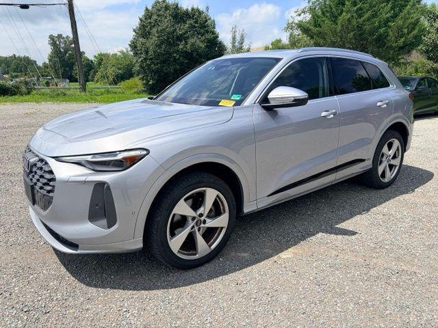 Photo of 2025 Audi Q5