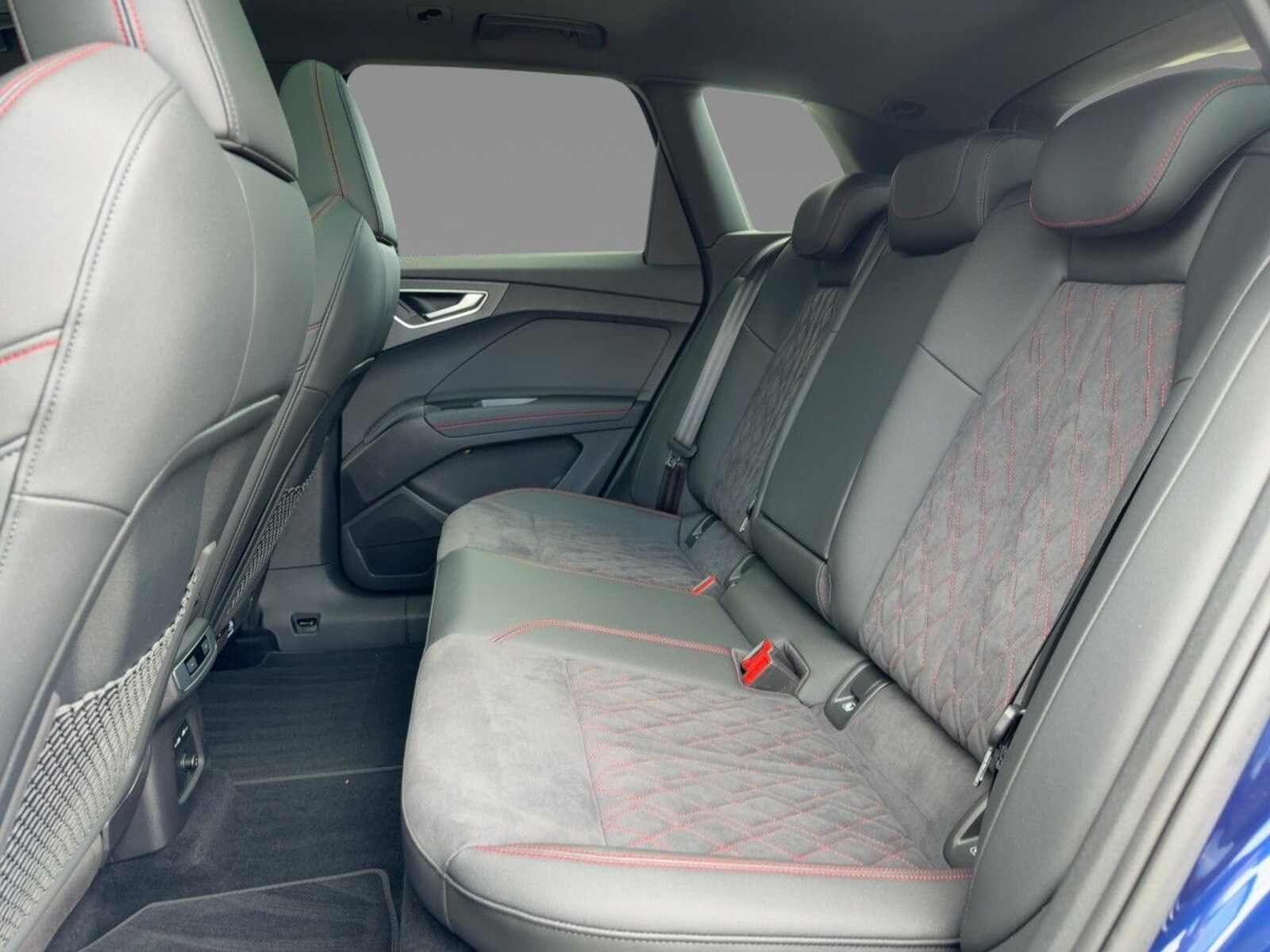Audi Q4 e-tron – Bild 8