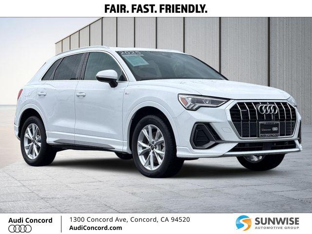 2025 Audi Q3 45 TFSI S Line Premium quattro's photo